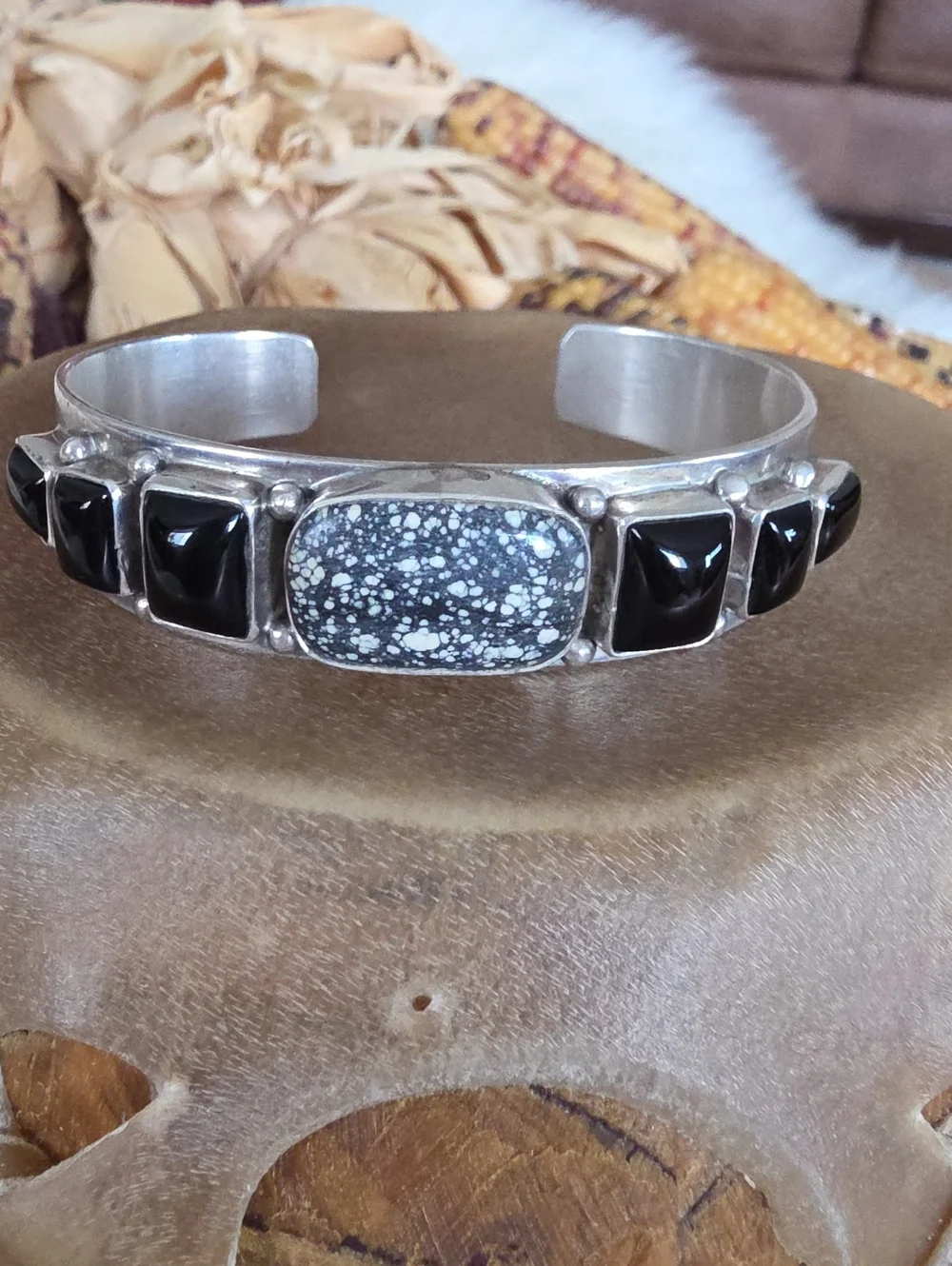 Stunning Native American Navajo New Lander Turquoise & Onyx Vintage Cuff 🖤🩶🎁